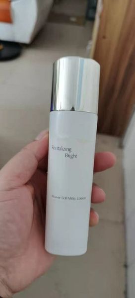 

wholesales moisturizing lotions with the revitalizing bright powder soft lotion 100ml, White