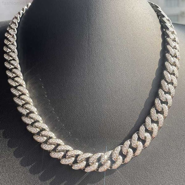 

simple style iced out moissanite/ cz diamond cuban chain single rows 10mm wide 925 silver hip hop chain cuban necklace