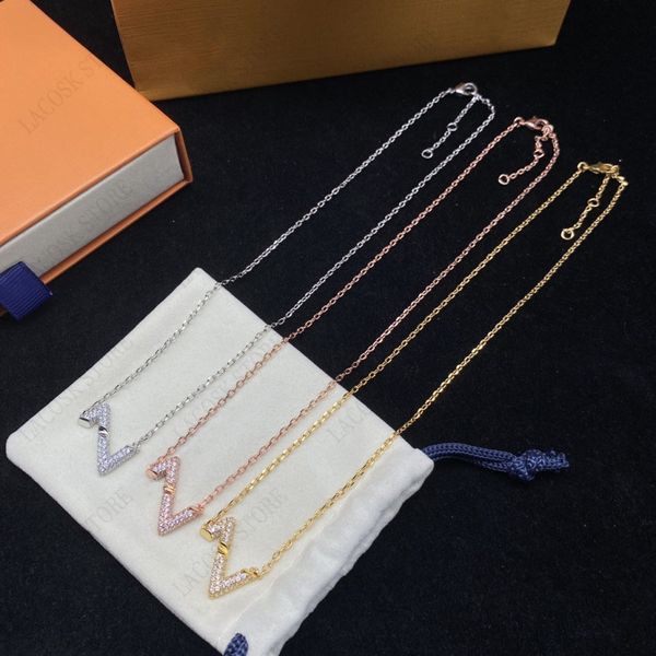 

designer luxurys pendant necklaces for womens jewelry with letter chain necklace wristband engagement birthday party exquisite gift, Silver