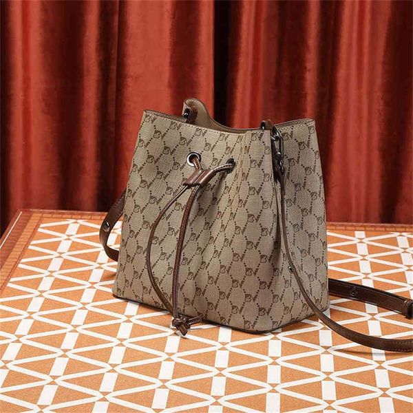 

purses hong genuine leather women's bag new printed bucket bag advanced sense sling one shoulder messenger bag