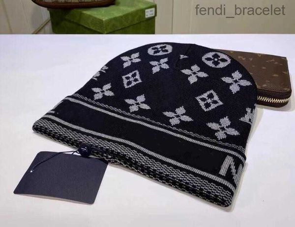 

designer brand men's beanie hat women's autumn and winter small fragrance style new warm fashion all-match letter knitted hat 0063, Blue;gray