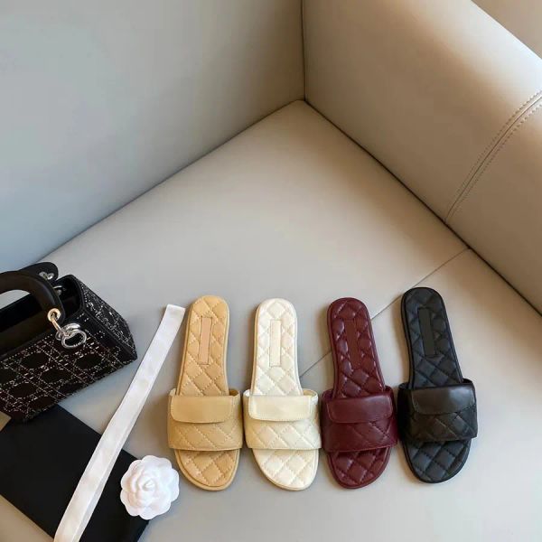 

10a mirror quality luxuries designers summer flat slipper sheepskin diamond lattice women designer sandals genuine leather shoes no box cc01, Black