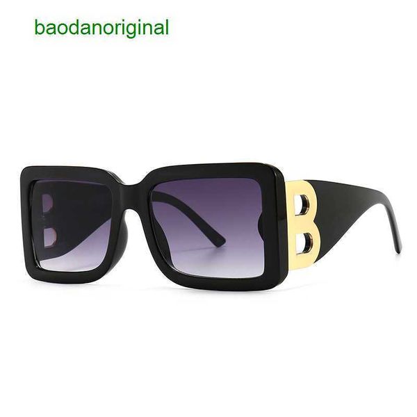 

burbrerys designer sunglasses rock style square metal logo inlaid with modern charm wide leg sunglasses 4301 wxeg, White;black