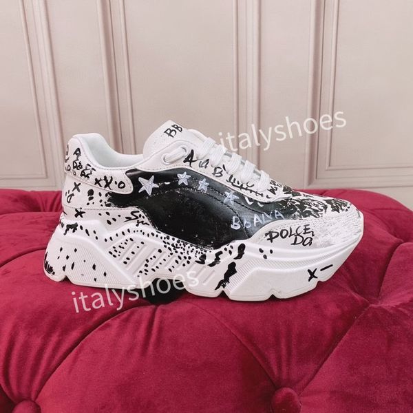 

sneakers summer men's sports basketball shoes skateboarding outdoor fitness running breathable shoes round head, Black