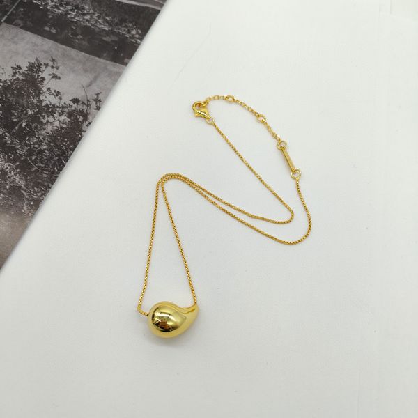 

2023 luxury quality charm pendnant necklace in two colors green and gold color have stamp special design ps7944a, Silver
