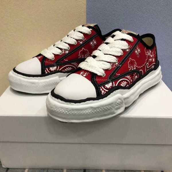 

co branded mmy shoes dissolving fashion brand maison mihara yasuhiro cashew flower canvas shoes men's and women's thick soled boar