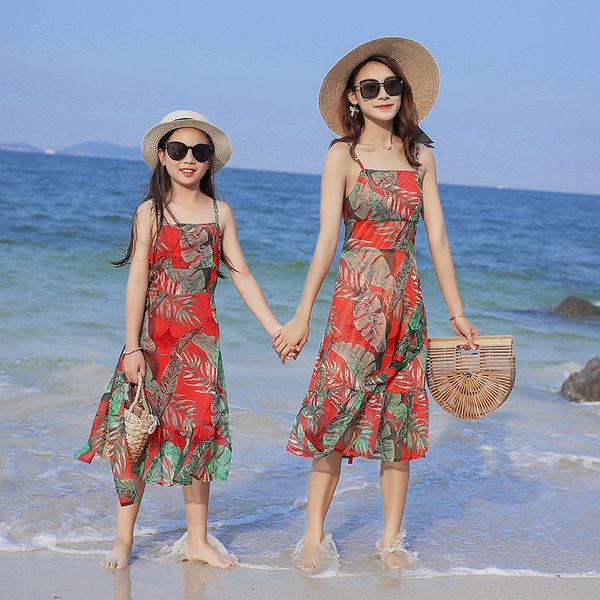 

family matching outfits parent child summer dress outdoor mother daughter beach outdoor thin sling dress 230506, Blue