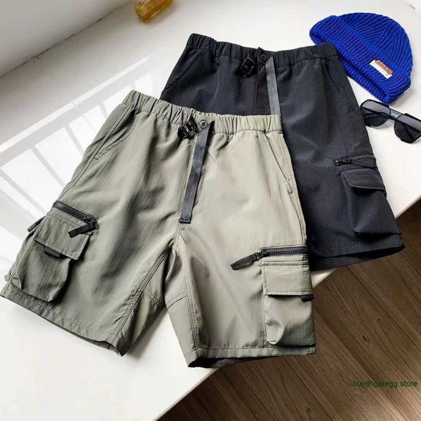 

2023 summer new men's short fashion tooling brand carhart military style multi pocket functional waterproof reflective loose casual cap, White;black