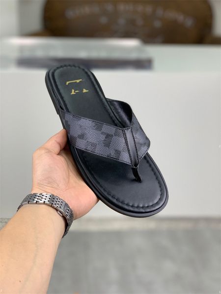 

2023 fashion summer designer men thick platform bathroom home slippers luxurious men soft sole eva indoor slides female sandals non-slip fli, Black