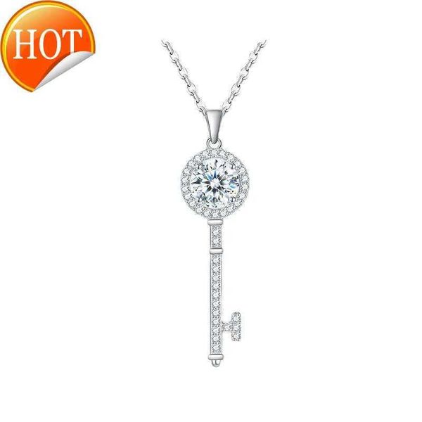 

wholesale 925 sterling silver vvs diamond moissanite pendants 18k gold plated christmas hear key chains necklace jewelry