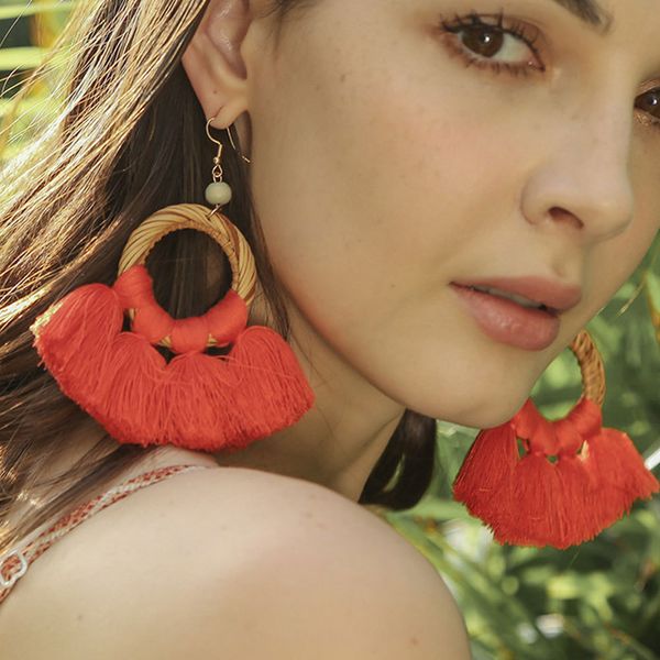 

fashion earrings 2023 exaggerated tassel earrings fashion hand-woven rattan long hoop earrings for women, Silver