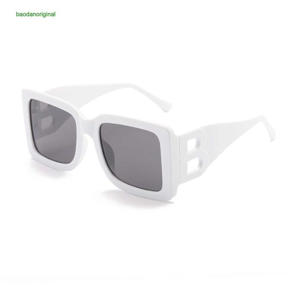 

burbrerys designer sunglasses 2023 new modern style sunglasses with hollow legs and bshaped for women large frame square glasses 97076 ipct, White;black