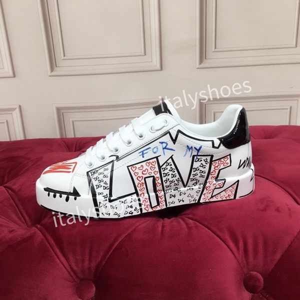 

2023brand designer sneakers mens womens sneaker shoes black thick boots women boots fashion trainers