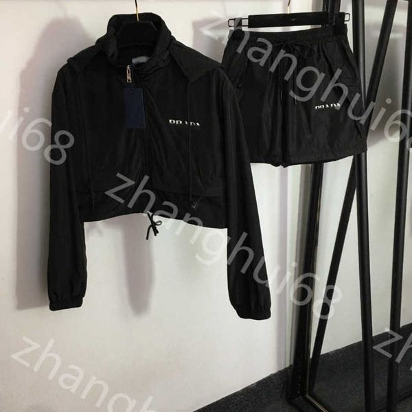 

23ss casual suit womens designer clothing chest logo print zipper long sleeve hooded short style trench coat elastic waist casual shorts set, Gray