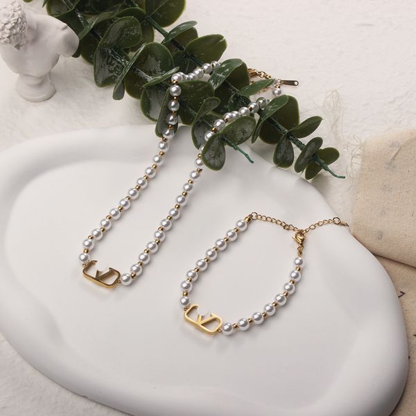 

new fashion gold v pendant necklace white pearl jewelry for gift, Silver