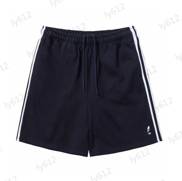

black designer mens shorts summer spring fashion casual luxury brand contrasting three bar embroidery print design fleece fabric sports shor, White;black