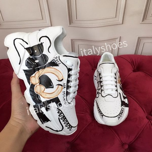 

2023sneakers summer mens sports basketball shoes skateboarding outdoor fitness running breathable shoes round head, Black