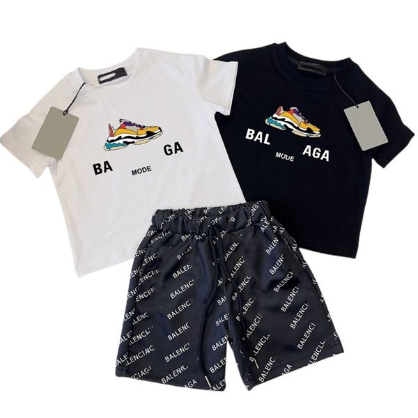 

designer children's wear brand black t-shirt + white t-shirt + shorts three-piece set high-quality children's shorts children&#039