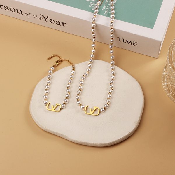

new fashion brand gold letter v necklace bracelet jewelry for gift, Silver