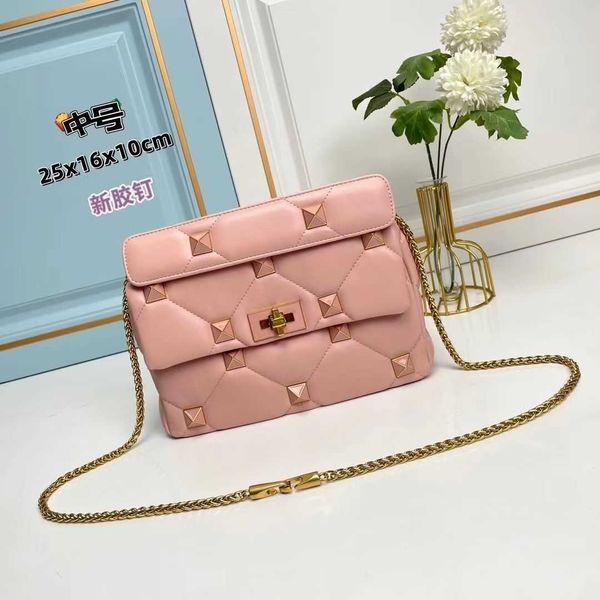 

luxurys beauty bags rivet handbag designer women women's chain bkf1 rkr8