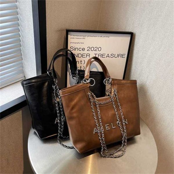 

one shoulder for women 2022 new full trend portable water bucket net red oil wax leather texture underarm bag factory outlet 70% off 3s52