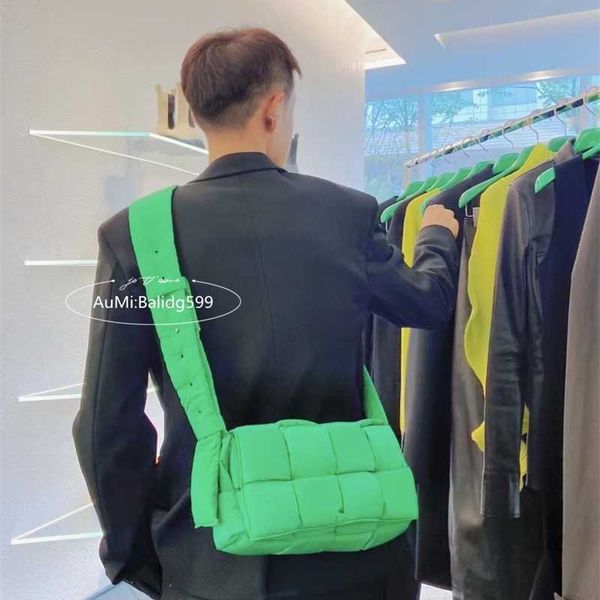 

bottegas bag veneta/cassette nylon pillow woven small square single shoulder crossbody venetas leather zc