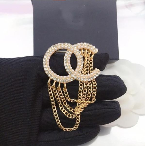 

20style retro luxury brand designer double letter pins brooches crysatl pearl rhinestone cape buckle brooch suit pin wedding party jewerlry, Gray