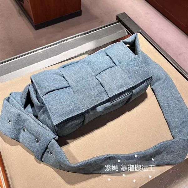 

bottegas bag cassette knitted denim pillow men's and women's crossbody chest venetas leather zc