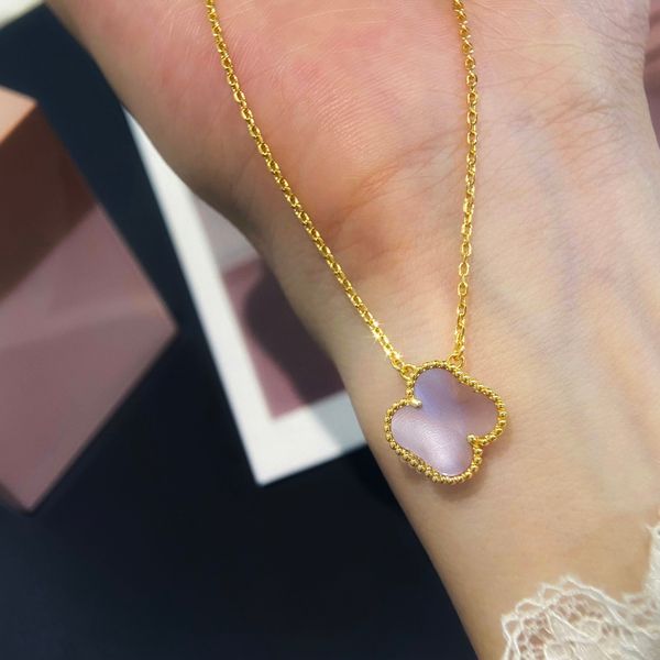 

luxury four leaf clover woman pendant necklaces designer van necklace internet celebrity fashion jewelry women party chokers necklace 85, Silver
