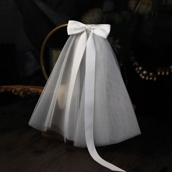 

lovely bridal veil with comb short wedding veils accessories white/black