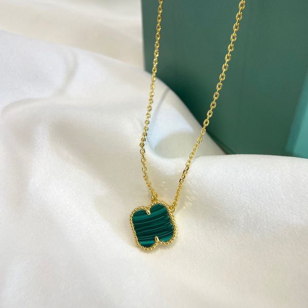 

luxury four leaf clover woman pendant necklaces designer van necklace internet celebrity fashion jewelry women party chokers necklace 8922, Silver