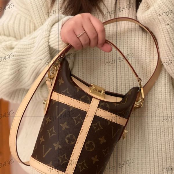 

designer style trend fashion duplicate 9a+ material process leather cross-body handbag ladies exclusive shoulder bag