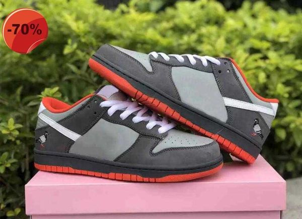 

sandals with box shoes athletic sneakers medium grey white dark grey dove with original dunks sb staple nyc pigeon low skate, Black