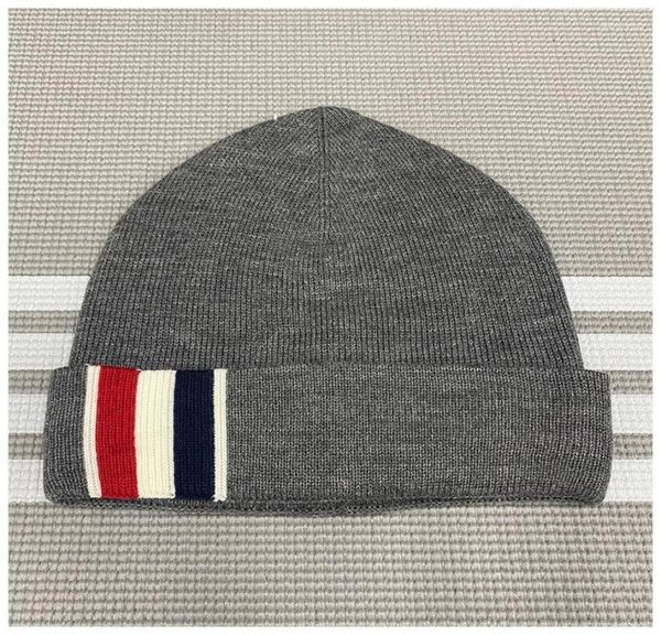 

wide brim hats tb browin autumn winter men women wool hat stiped kniited couple cap warm windproof1250294, Blue;gray