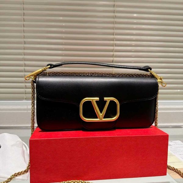 

new designer women 2023 bags luxurys valentiones handbag big v metal buckle chain handheld shoulder crossbody c105