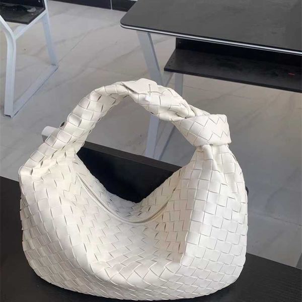 

bottegas bag running cassette correct edition jodie woven knot large croissant cow skin underarm women's venetas leather zc