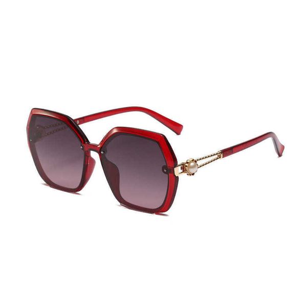 

new designer sunglass brand luxury channel sunglasses trendy women's sunscreen polarized summer travel uv proof strong glasses, White;black
