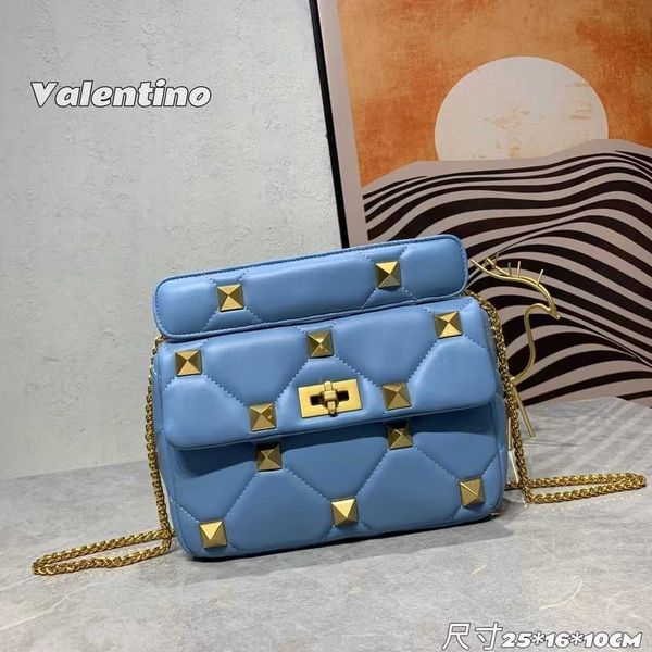 

designer bags luxurys punk handbag rivet portable shoulder crossbody new chain bo4e