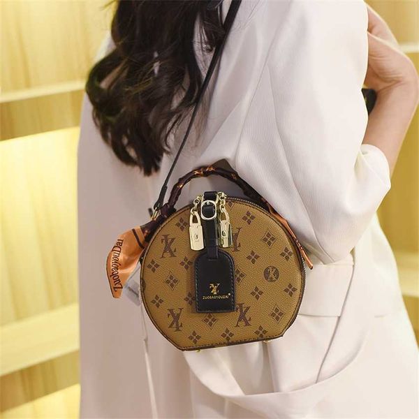

20% off 2023 handbag french fashion round small public sense versatile one shoulder crossbody women's bag