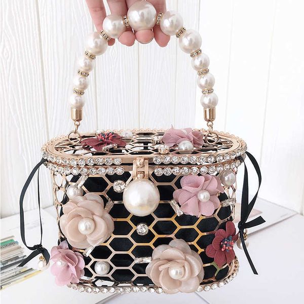 

pearl handbag female fashion lady metal summer new diagonal flower niche design bucket bag bags handbags women