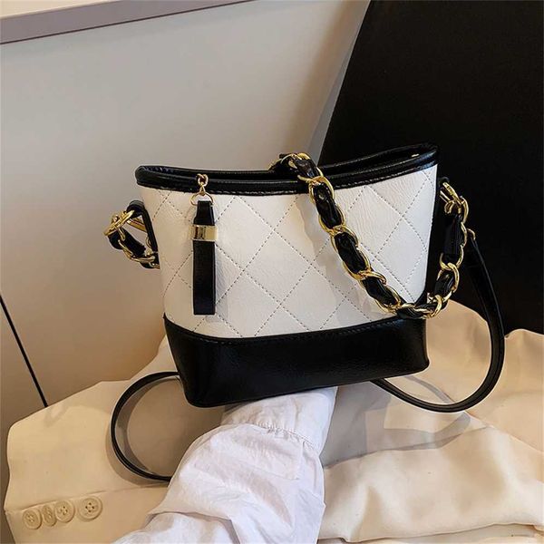

luxury handbags sale bag small fragrant wind lingge chain underarm 2023 new niche design black and white single shoulder crossbody bag for w