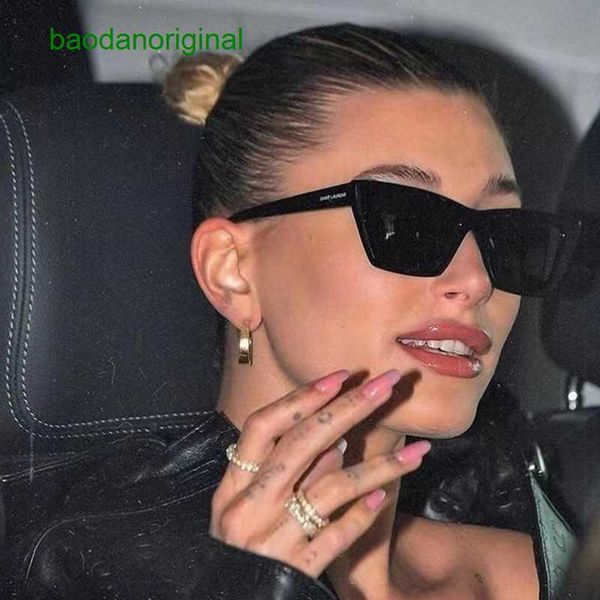 

sainte larurt designer sunglasses new cat eye slim 2023 fashion street shoot popular sunglasses and sun protection for trendy women, White;black