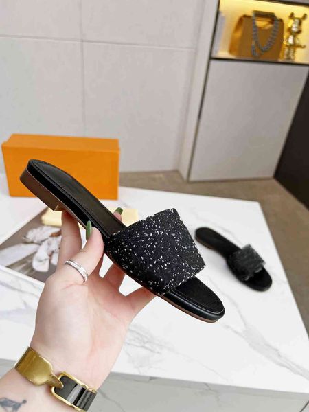 

r outdoor beach shoes lvsity coachs women slide summer classic flop slippers fashion casual coac sandals l08