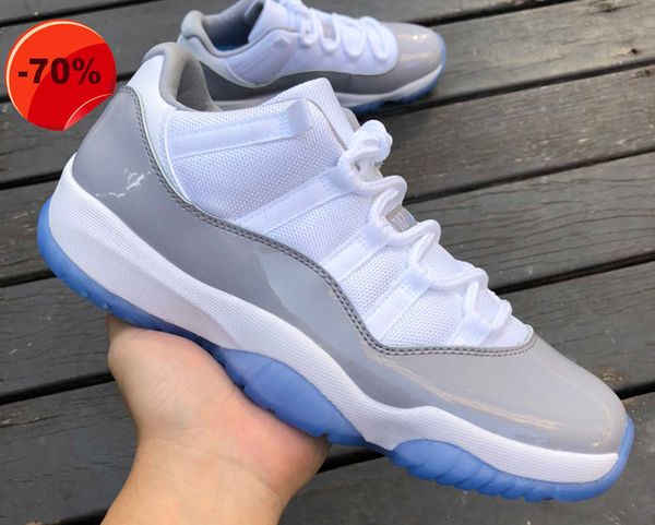 

sandals with box jumpman shoes 11 low cement grey white/university blue-cement grey real carbon fiber 11s trainer sports stylist sneakers co, Black