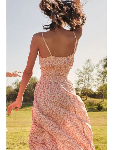 

floral deep v sleeveless smocked a-line maxi dress, Black;gray