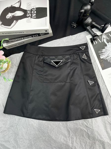 

2023 new fashion skirts split patchwork black midi skirts women high waist triangle badge casual mini skirt, Black;pink