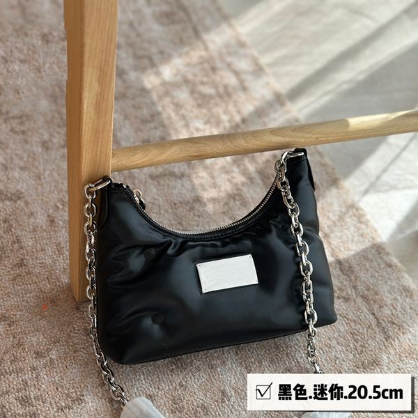 

mini bag hobo bag chain bag soft quilted bag cloud bag crossbody shoulder bags zipper purse clutch bags armpit bags designer luxury tote bag