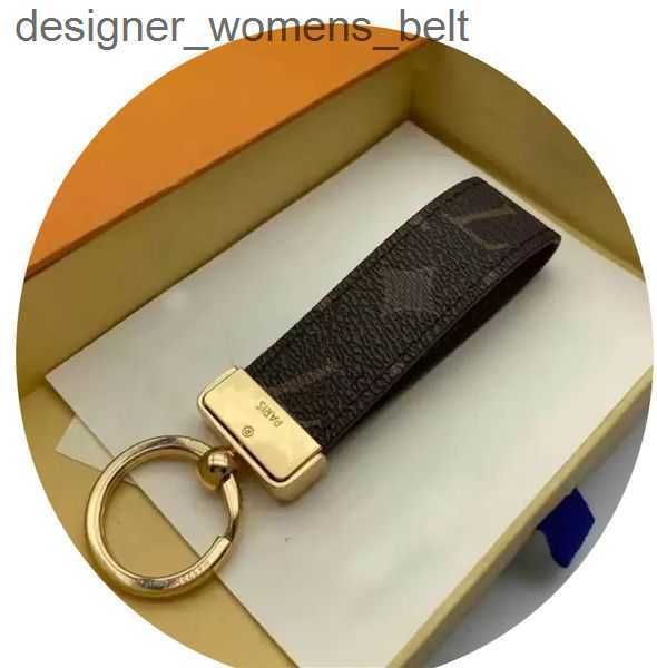 

keychains leather keychain card holder exquisite luxury designer keyring zinc alloy letter lanyard cute for women black white metal small je, Silver