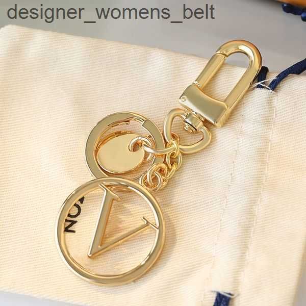 

keychains fashion brand keychain letter designer keychains metal keychain womens bag charm pendant auto parts 1ail2, Silver
