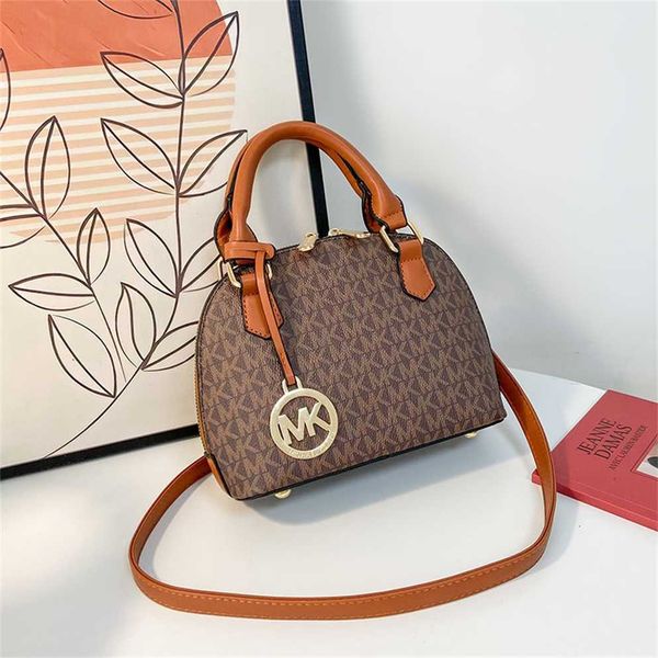

purses bag women's 2023 new handbag one shoulder crossbody letter large capacity fashion style